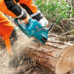 Акумулаторна резачка за дърва Makita UC012GZ, XGT, 40 V, 40 см, без батерия - Image 2