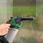 Акумулаторен уред за почистване на прозорци Bosch GlassVAC, 3.6 V, 2 Ah, 120 мл, с пулверизатор и 2 дюзи, 06039G6000 - Image 3